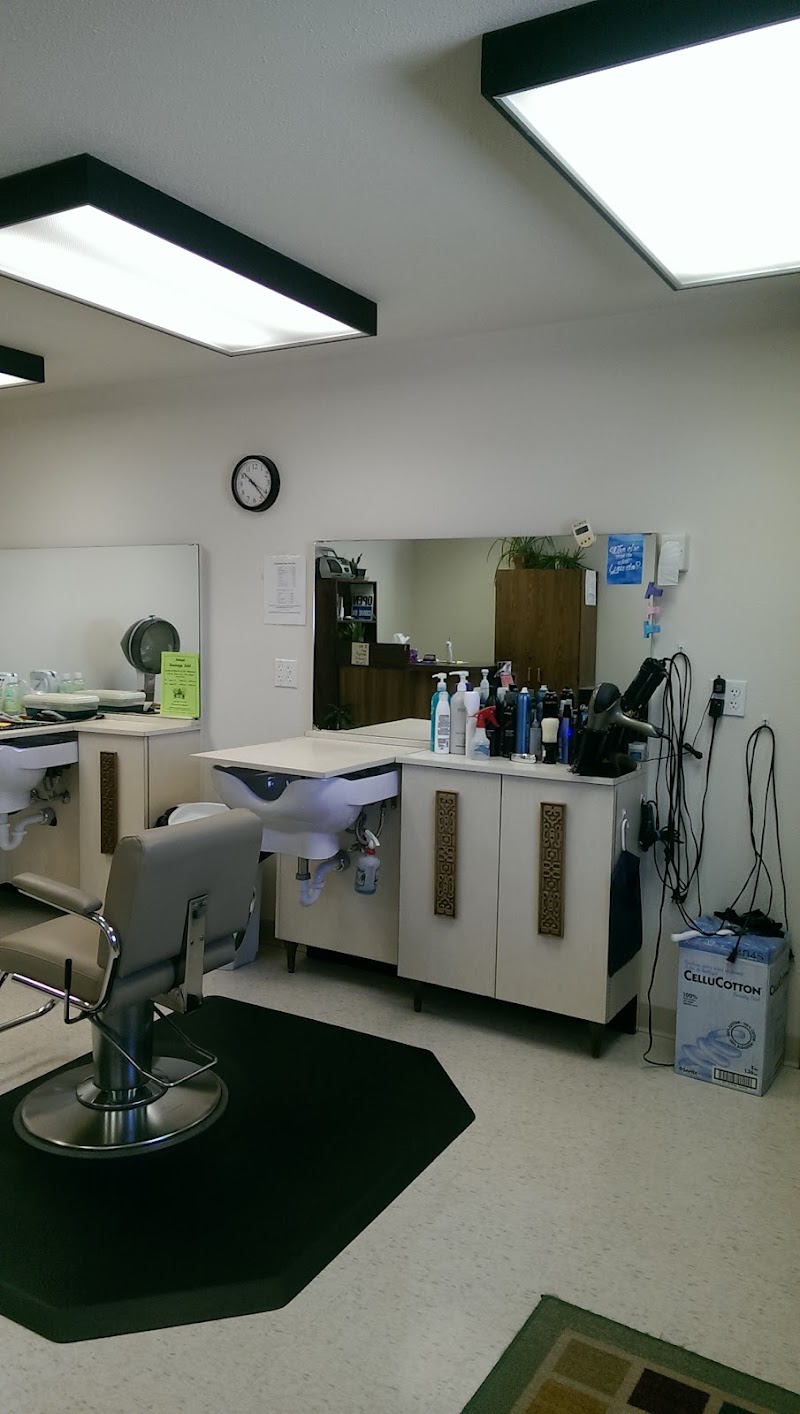 Everybody's Hair, beauty salon in Fort Morgan, CO, photo 5 of 7